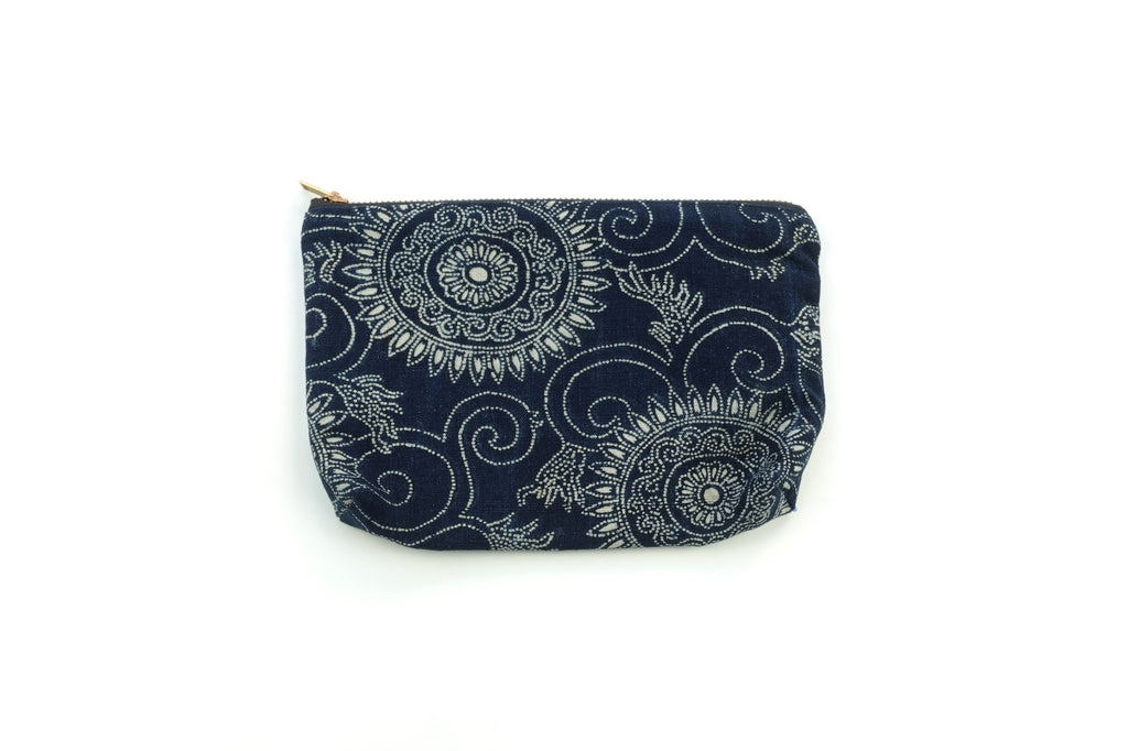 Katazome Zip Pouch (Kiku & Karakusa)